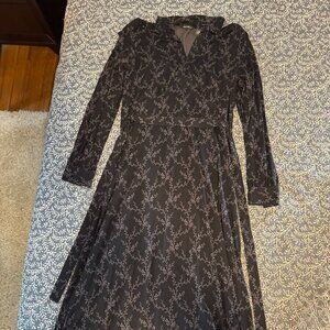 Land's End Leaf Print Black Dress Size: L